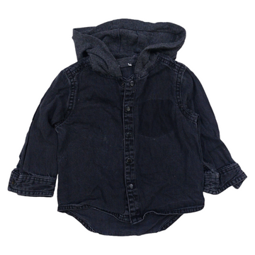 Koszula jeans z kapturem chłopięca używana kod 33 -  - #tag1# - #tag2# - #tag3# - #tag4#